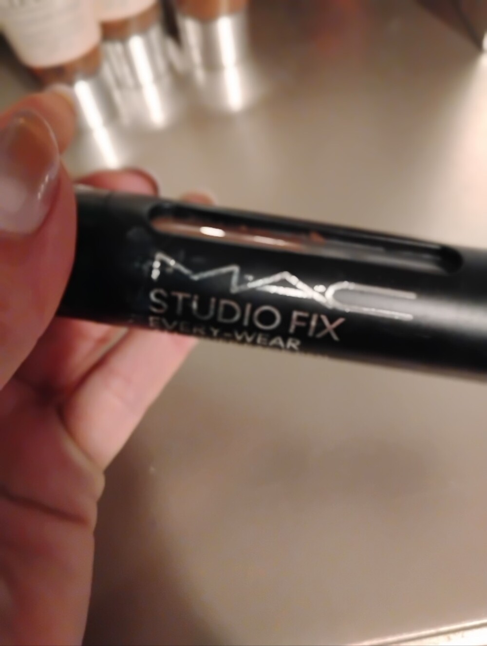 MAC Cosmetics Foundation & Tinted Primer Bundle in Beige-Tan - Picture 8 of 12